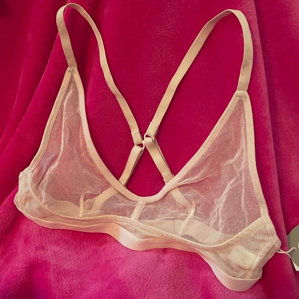 Pale bralette